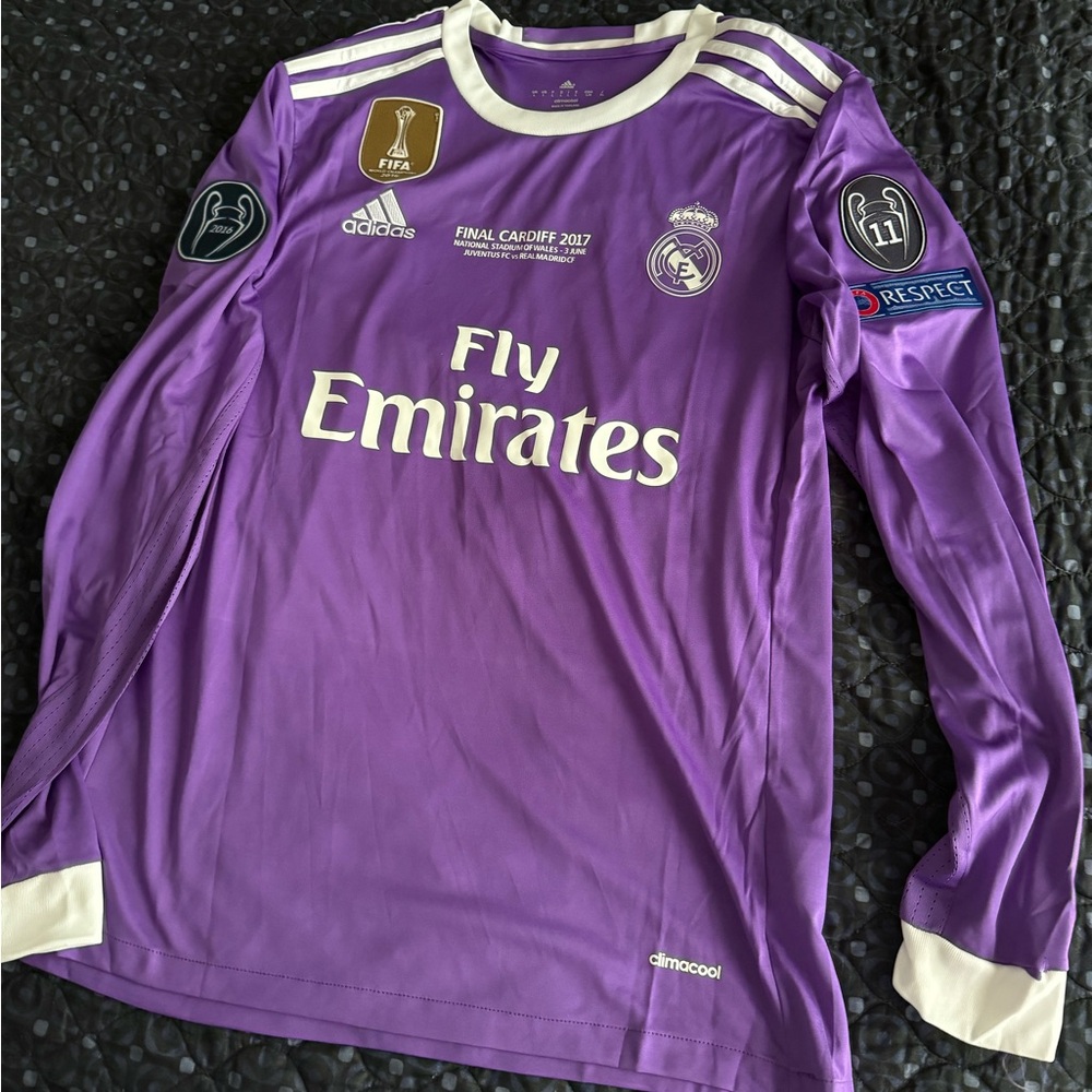Real madrid cristiano ronaldo brand new adidas soccer jersey cr7 final long